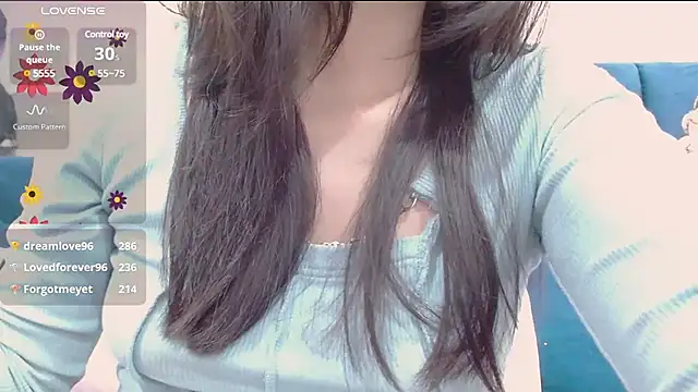 YURIALA online show from 12/28/24, 06:39