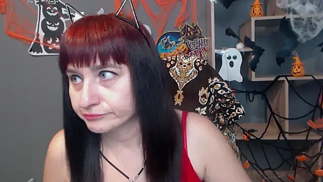 Snapshot of NinaFlawlees chatting on 10/30/25, 01:01 NinaFlawlees online show from 10/30/25, 01:01