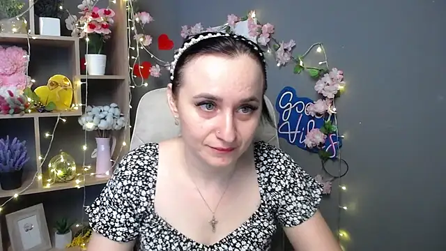 NinaFlawlees online show from 07/03/26, 06:09