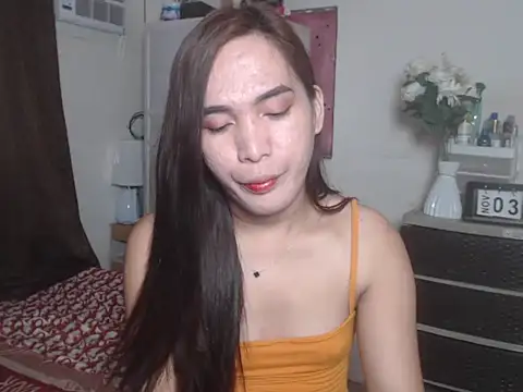 Snapshot of Msyensmith chatting on 11/03/25, 04:58 Msyensmith online show from 11/03/25, 04:58