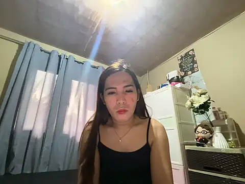 Snapshot of Msyensmith chatting on 06/03/26, 12:35 Msyensmith online show from 06/03/26, 12:35