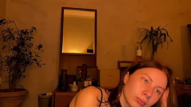 elfess online show from 09/12/25, 04:51