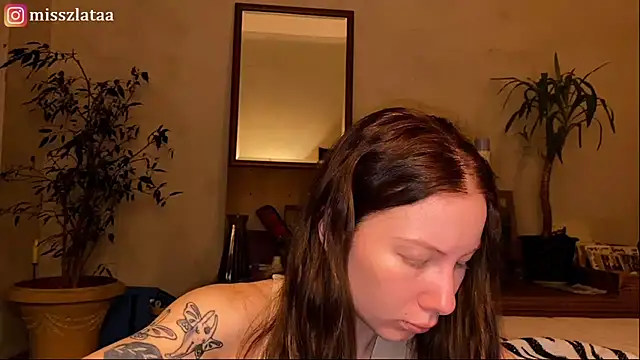 elfess online show from 11/13/25, 05:06