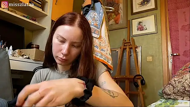 elfess online show from 12/18/25, 07:58