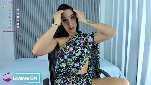 Snapshot of nayelii_d chatting on 12/11/24, 12:23 nayelii d online show from 12/11/24, 12:23