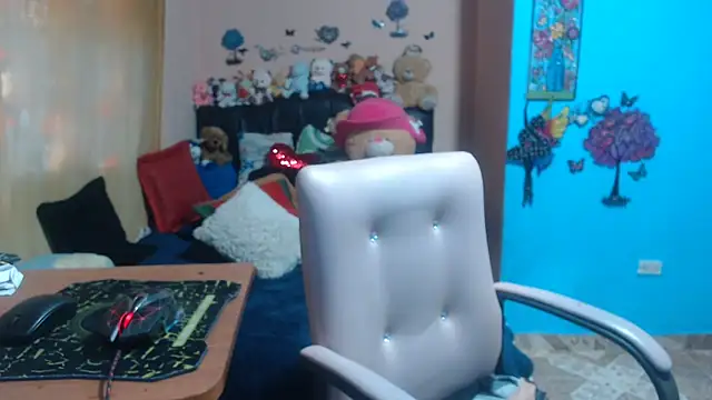 milfeddy  online show from 10/06/25, 08:17