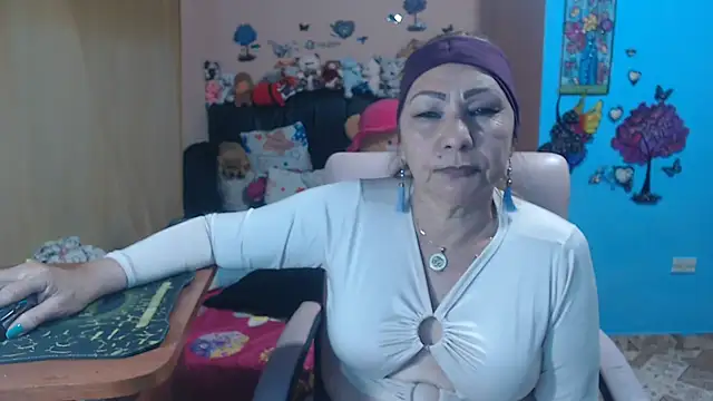 milfeddy  online show from 05/18/26, 12:07