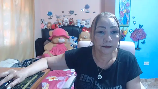 milfeddy  online show from 05/27/26, 09:01