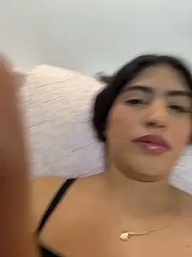 Gaby zahir  online show from 11/04/25, 04:06