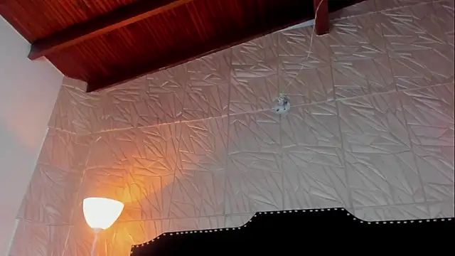 JennyRouse01 online show from 11/24/25, 12:05