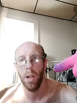 Snapshot of TaylorBlaze chatting on 10/28/25, 07:49 TaylorBlaze online show from 10/28/25, 07:49