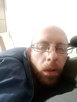 Snapshot of TaylorBlaze chatting on 02/10/26, 01:21 TaylorBlaze online show from 02/10/26, 01:21
