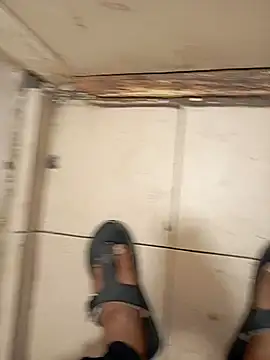 Snapshot of I_addy_77 chatting on 10/27/25, 10:30 I addy 77 online show from 10/27/25, 10:30