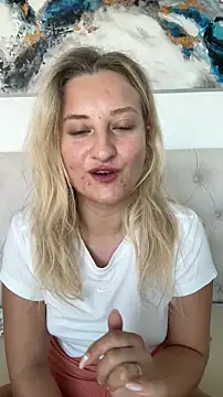 MileySummer online show from 09/26/25, 11:03