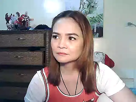 Kisses-13 online show from 10/21/25, 01:23