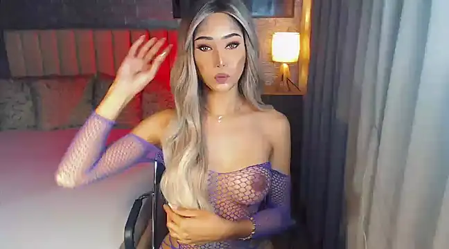 Miss Amandaversace online show from 02/23/25, 03:45