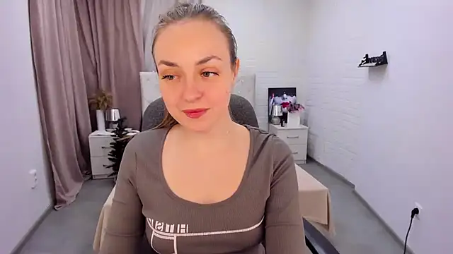JessicaNickson online show from 12/31/24, 10:04
