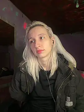 Snapshot of bunnydark00 chatting on 09/08/25, 09:58 bunnydark00 online show from 09/08/25, 09:58