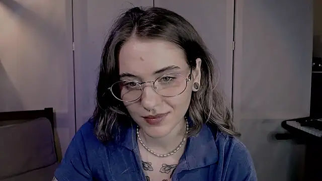 risha laas online show from 01/16/25, 05:44