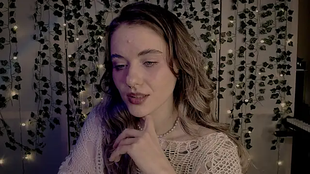 risha laas online show from 02/16/25, 05:15