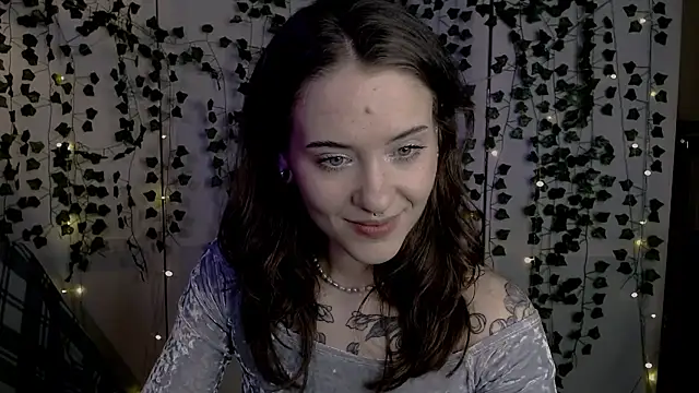 risha laas online show from 04/30/26, 08:57