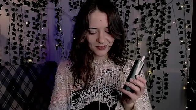 risha laas online show from 05/30/26, 08:06