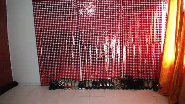 Snapshot of Sweett_Anya chatting on 09/27/25, 05:18 Sweett Anya online show from 09/27/25, 05:18