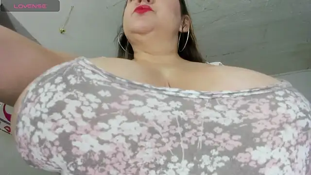 susy bigboobs online show from 04/16/26, 08:48