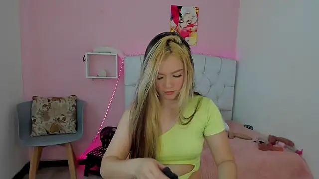 18candys online show from 05/22/26, 02:22