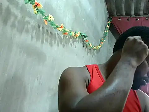 Snapshot of 2ocmaxi chatting on 09/20/25, 05:03 2ocmaxi online show from 09/20/25, 05:03