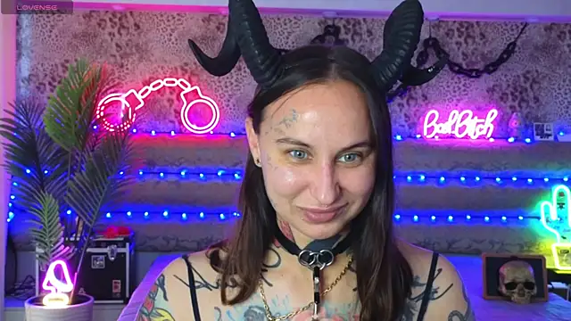 Cool Freak  online show from 06/07/26, 10:08