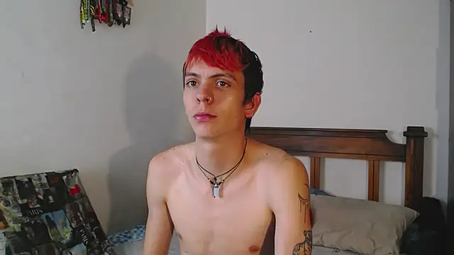 Snapshot of Twink_Temptation chatting on 10/21/25, 02:34 Twink Temptation online show from 10/21/25, 02:34