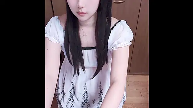 Anne-japanese- online show from 07/14/26, 12:24