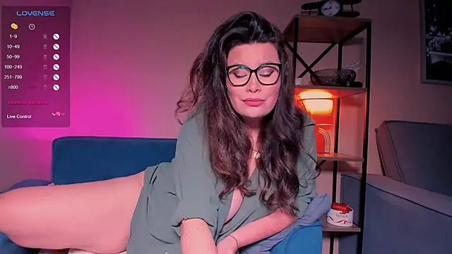 Snapshot of Jessica_555 chatting on 02/10/25, 03:46 Jessica 555 online show from 02/10/25, 03:46