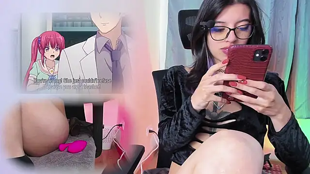 Snapshot of NanaRott chatting on 02/05/25, 12:53 NanaRott online show from 02/05/25, 12:53