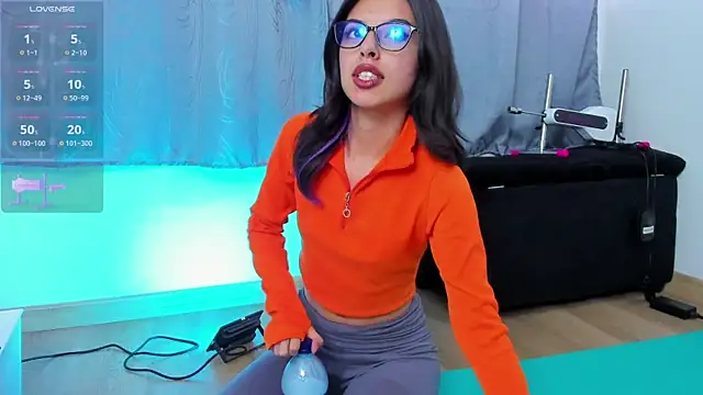 Snapshot of NanaRott chatting on 02/22/25, 09:48 NanaRott online show from 02/22/25, 09:48