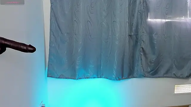 Snapshot of NanaRott chatting on 02/23/25, 06:45 NanaRott online show from 02/23/25, 06:45