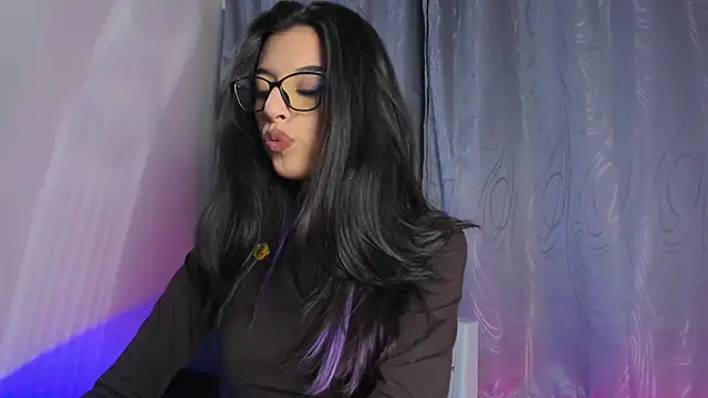 Snapshot of NanaRott chatting on 10/03/25, 11:13 NanaRott online show from 10/03/25, 11:13