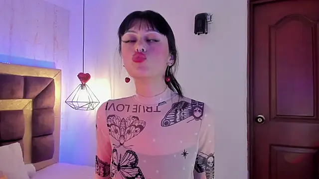  Jessy Moon  online show from 12/24/24, 09:00