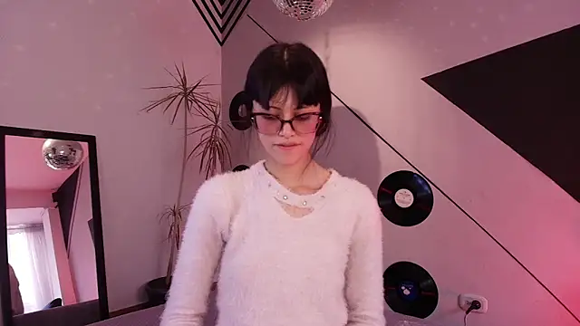  Jessy Moon  online show from 09/19/25, 07:36