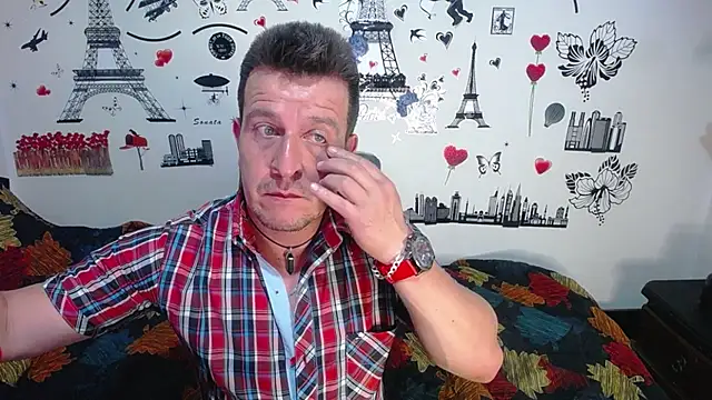 Snapshot of amaya_627 chatting on 10/10/25, 02:54 amaya 627 online show from 10/10/25, 02:54