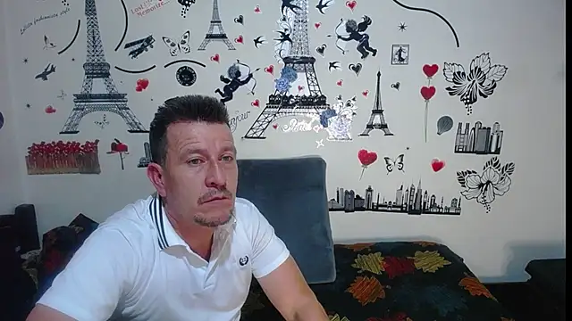 Snapshot of amaya_627 chatting on 11/12/25, 03:51 amaya 627 online show from 11/12/25, 03:51