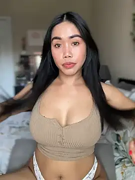 Snapshot of JazzieXo chatting on 12/10/24, 03:55 JazzieXo online show from 12/10/24, 03:55