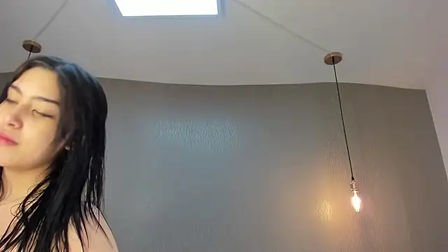 Alexa Thaylor  online show from 12/24/24, 01:17