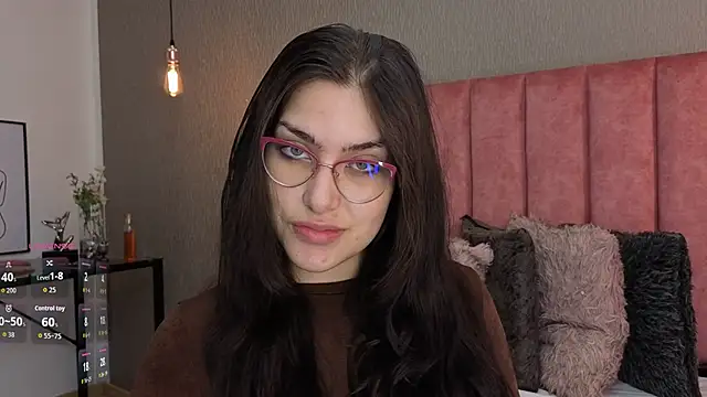 Alexa Thaylor  online show from 06/02/26, 04:42