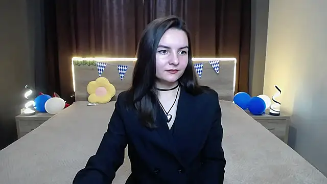 Snapshot of JasmineAsha chatting on 10/06/25, 07:17 JasmineAsha online show from 10/06/25, 07:17