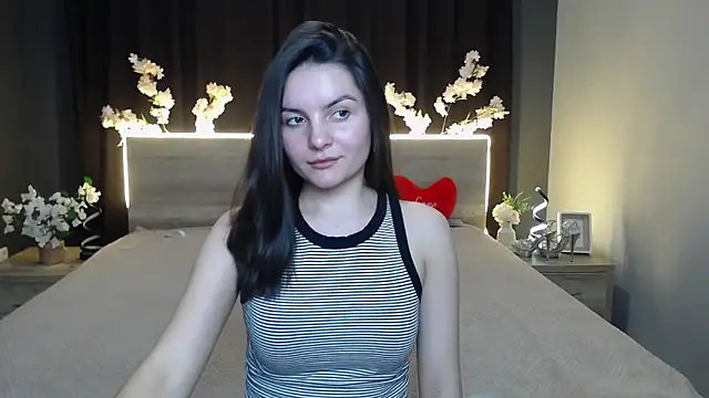 Snapshot of JasmineAsha chatting on 03/19/26, 08:13 JasmineAsha online show from 03/19/26, 08:13
