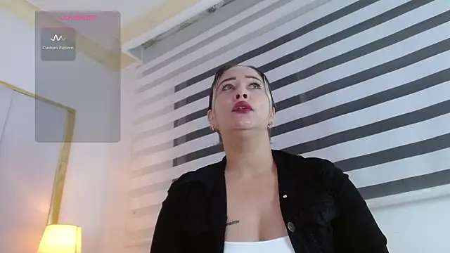 WANDAFOXX1 online show from 02/07/25, 03:45
