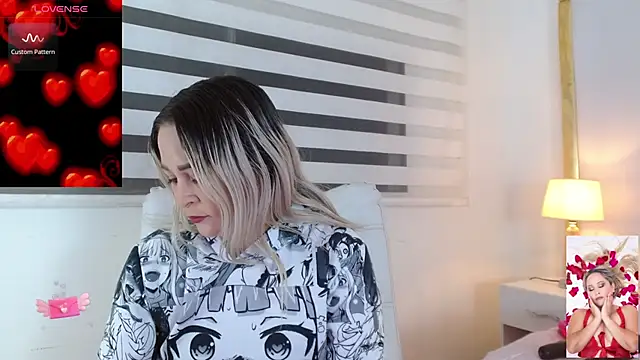 WANDAFOXX1 online show from 03/11/25, 03:59