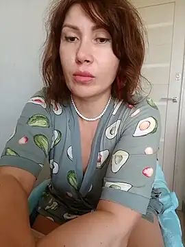 Snapshot of ROXOLANAA_SEXY chatting on 09/30/25, 11:48 ROXOLANAA SEXY online show from 09/30/25, 11:48